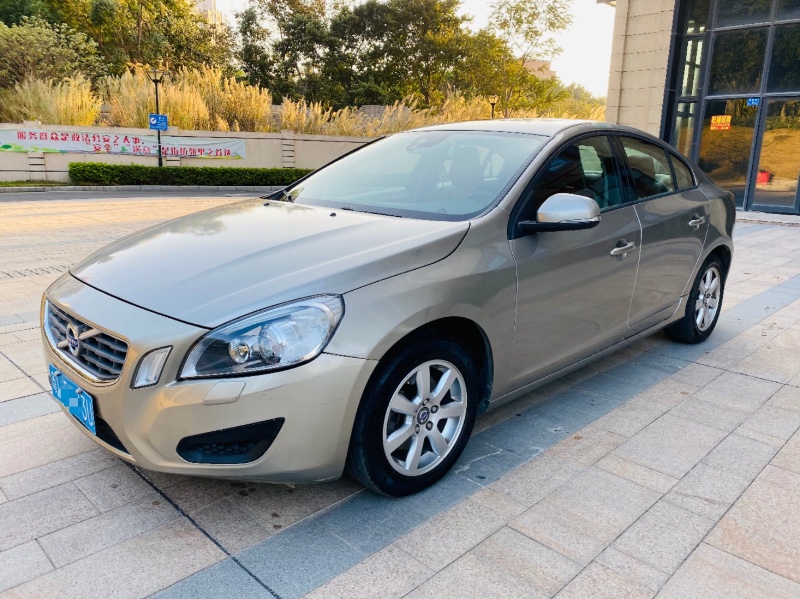 东莞11年沃尔沃S60L6