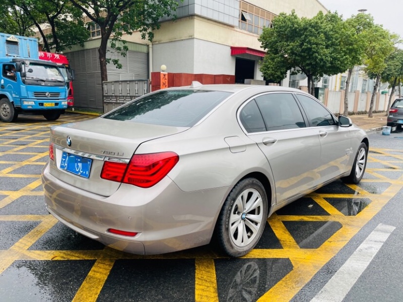 东莞13年宝马7系4