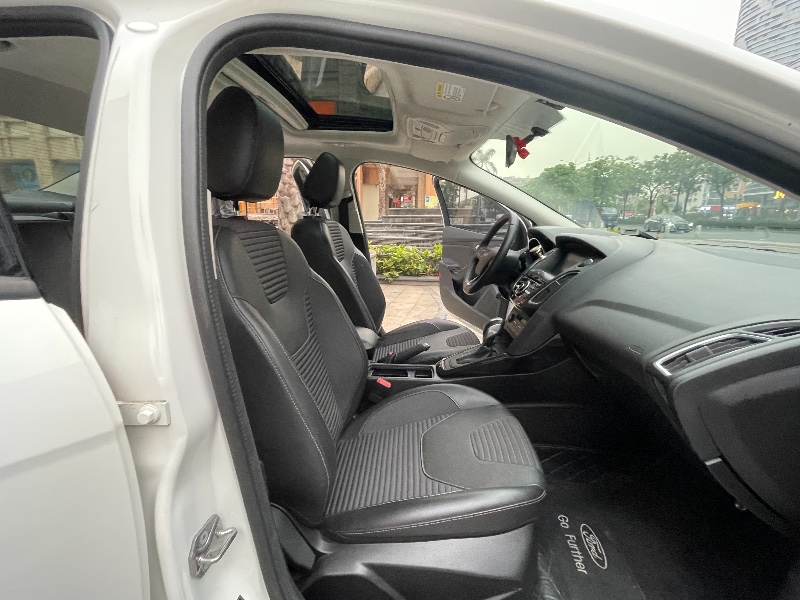 佛山18年福特福克斯3