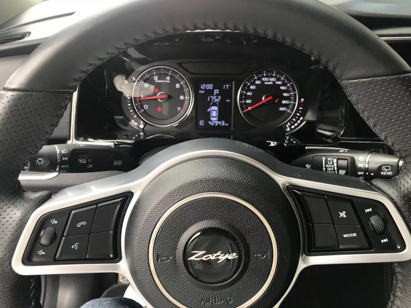 贛州18年眾泰T6003