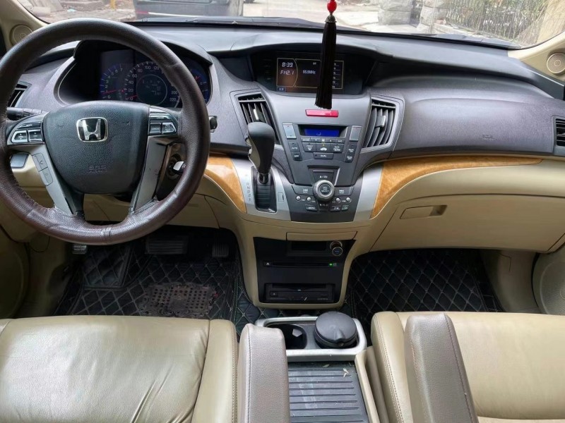 淄博10年本田奥德赛5