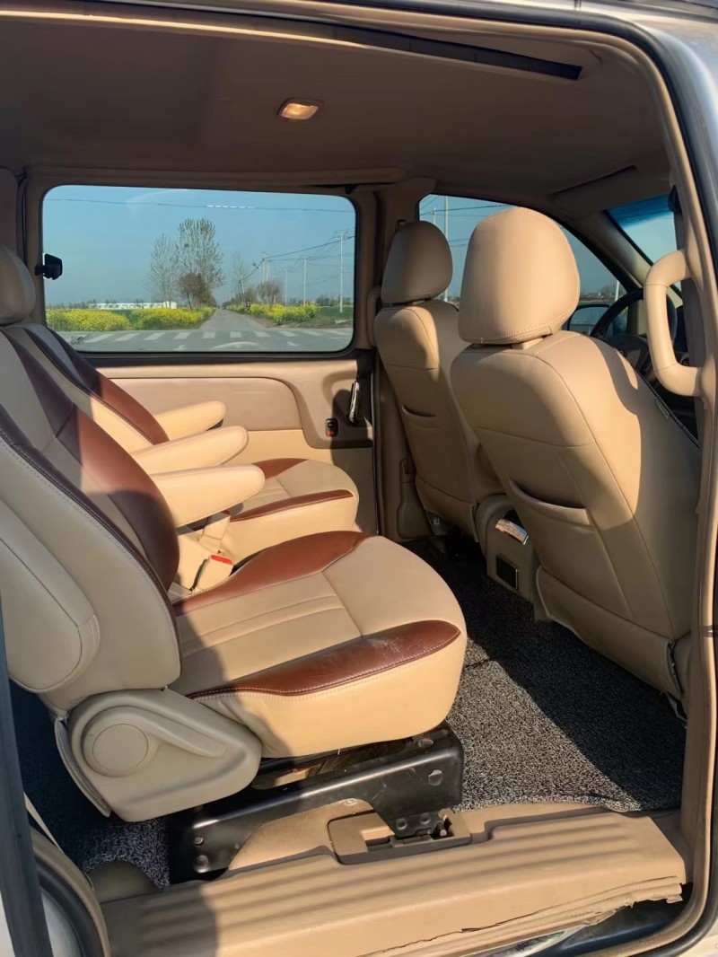 徐州15年别克陆尊1