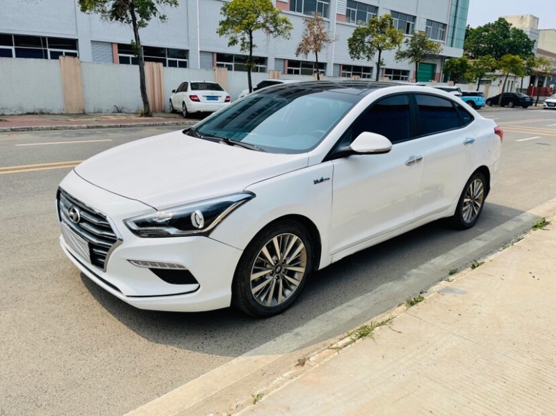 东莞18年现代名图5