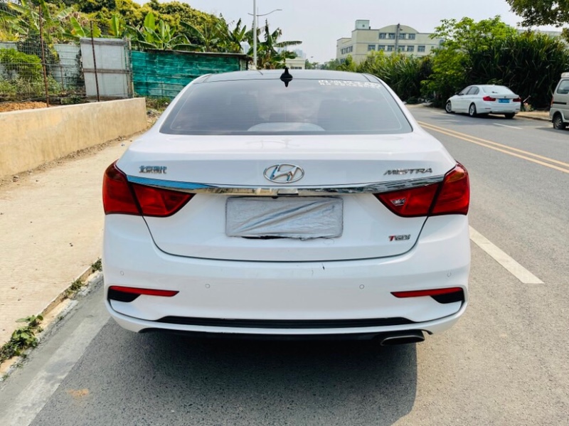 东莞18年现代名图1