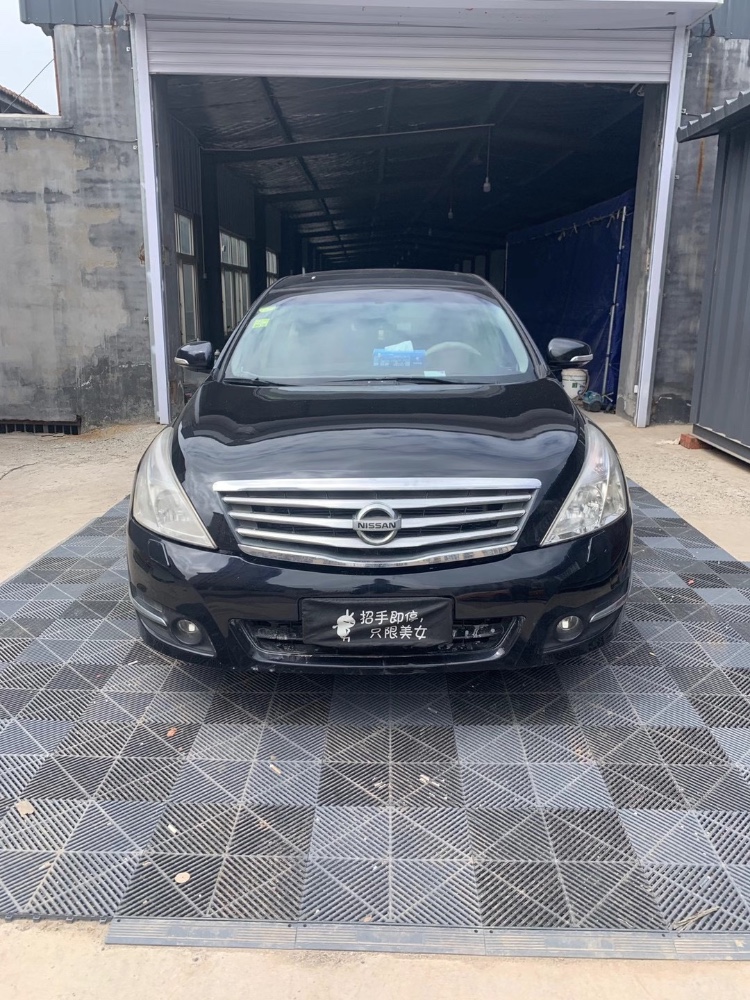 青岛09年日产天籁8