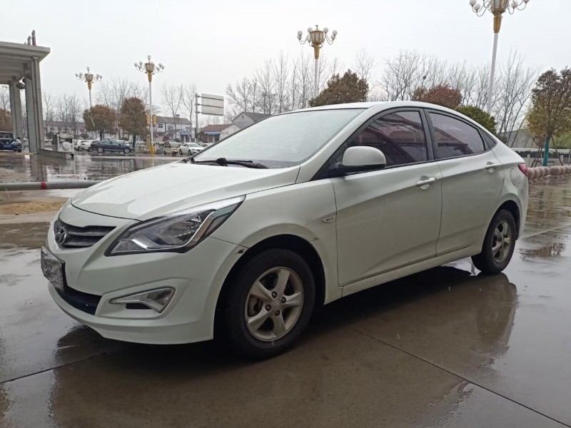 15年现代瑞纳抵押车出售报价|图片-抵押车交易网