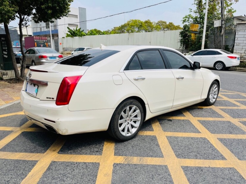 东莞15年凯迪拉克CTS2