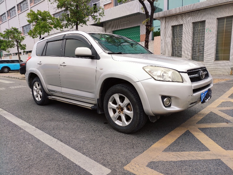 东莞10年丰田RAV4荣放6