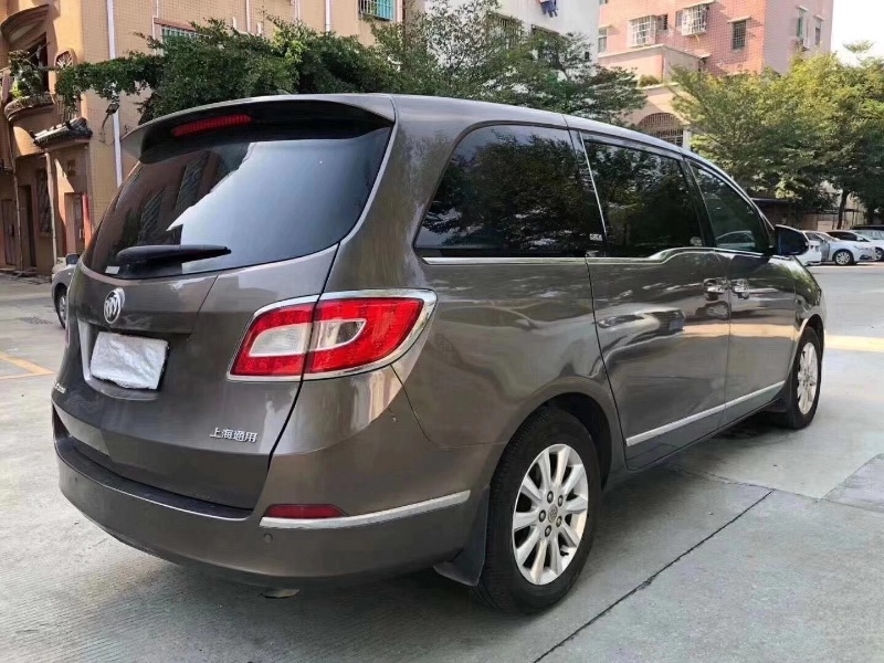 东莞11年别克GL81