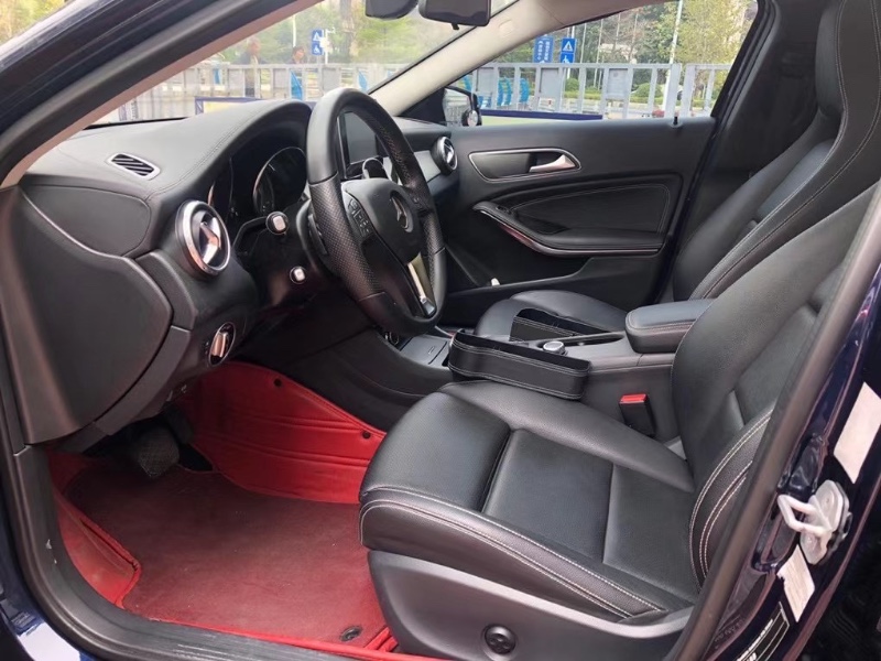 广州16年奔驰CLA4