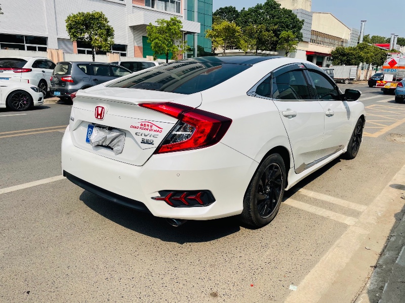 东莞16年本田思域1