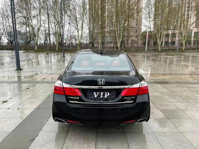 徐州16年本田雅阁5