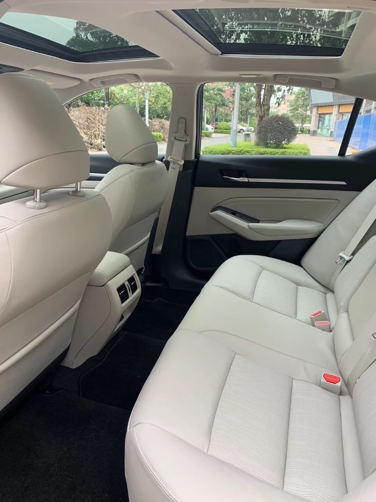 中山20年日产天籁6