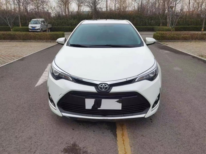 济南17年丰田雷凌9