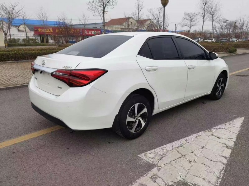 济南17年丰田雷凌6