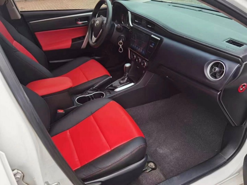 济南17年丰田雷凌3