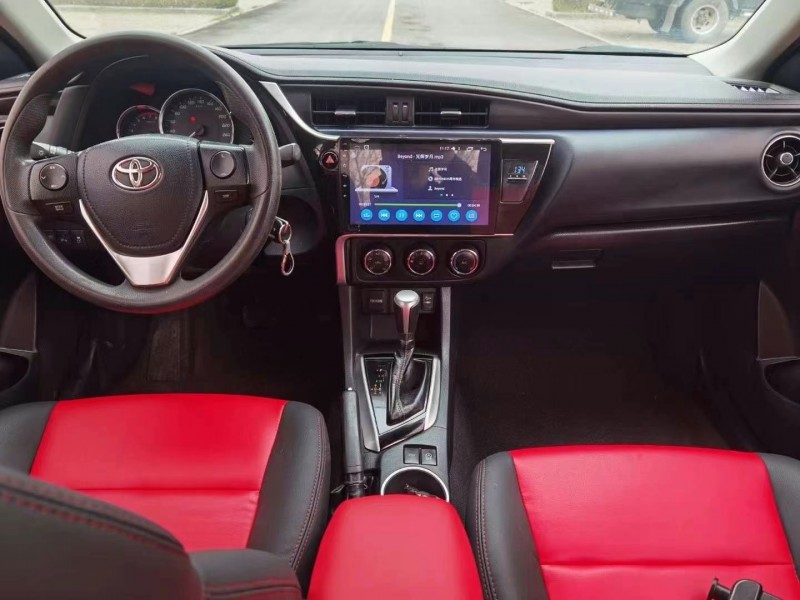 济南17年丰田雷凌1