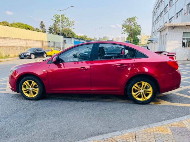 东莞15年雪佛兰科鲁兹1