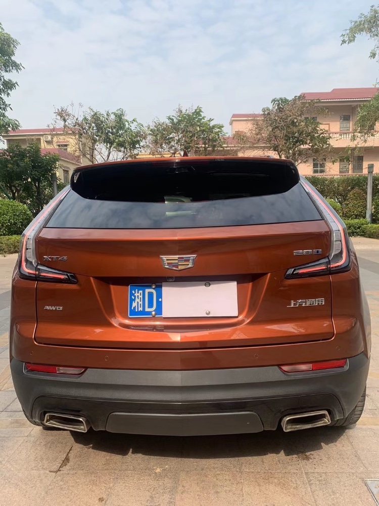 中山19年凯迪拉克XT42