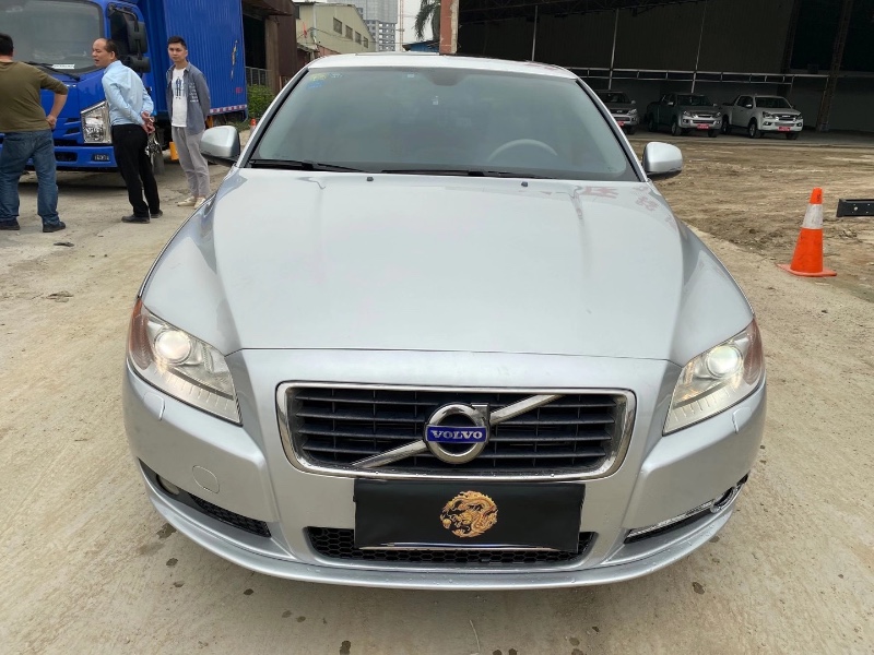 广州13年沃尔沃S80L1