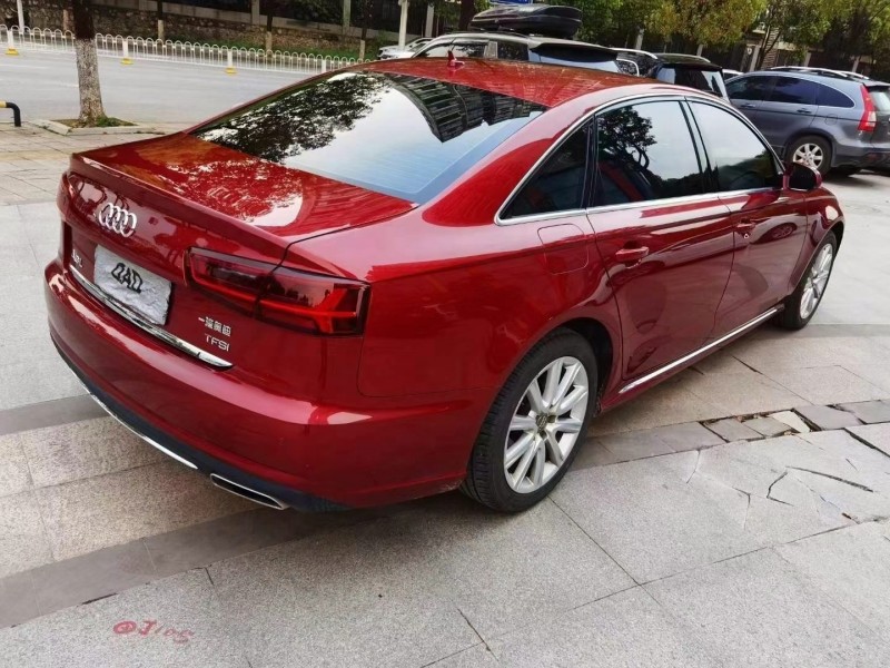 武汉18年奥迪A6L9
