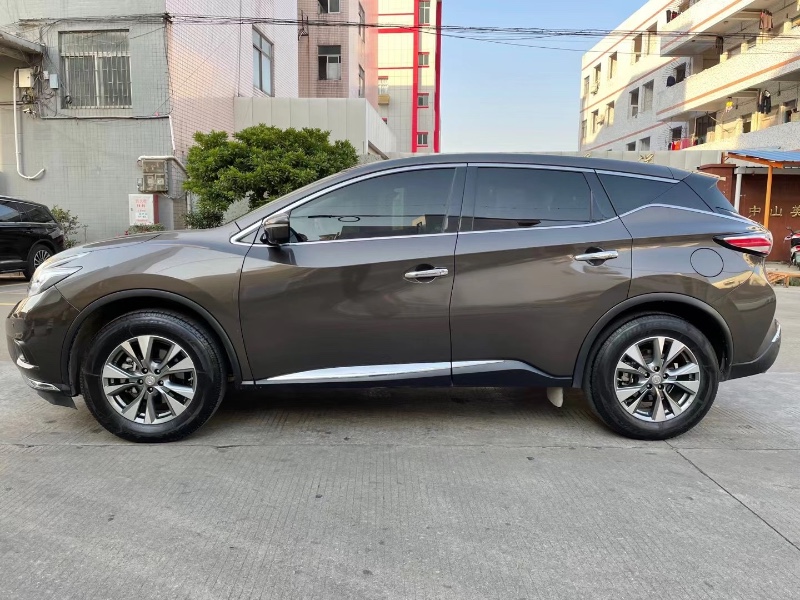 中山19年日产楼兰3