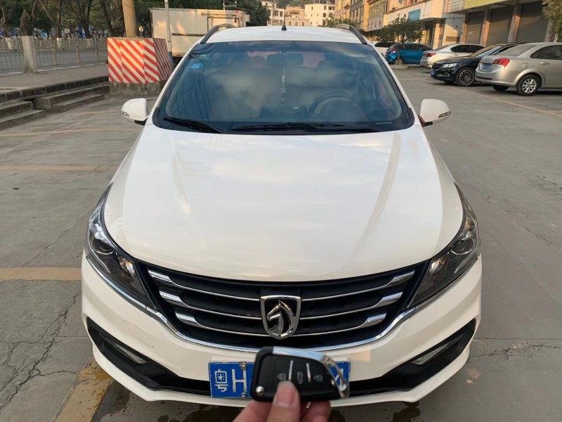 廣州17年寶駿寶駿3101