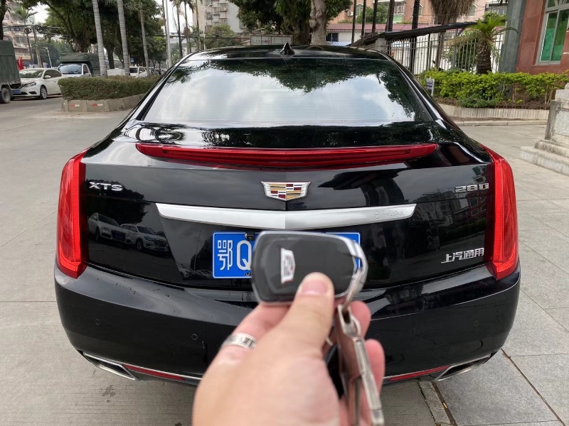 广州17年凯迪拉克XTS3