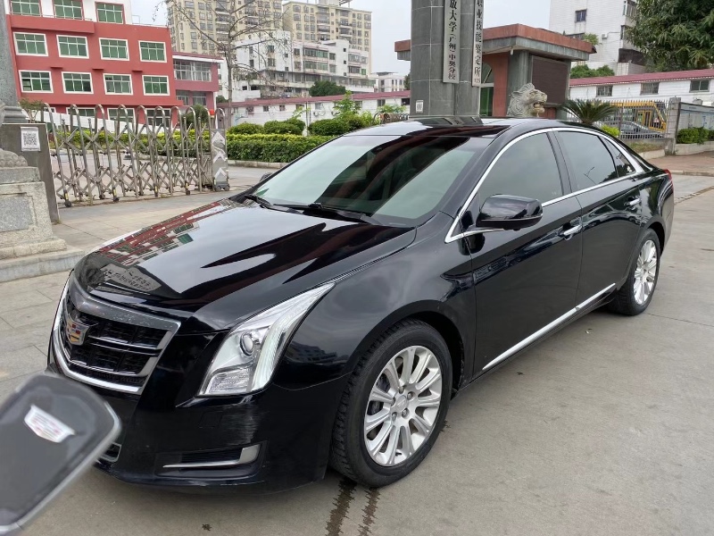 广州17年凯迪拉克XTS1