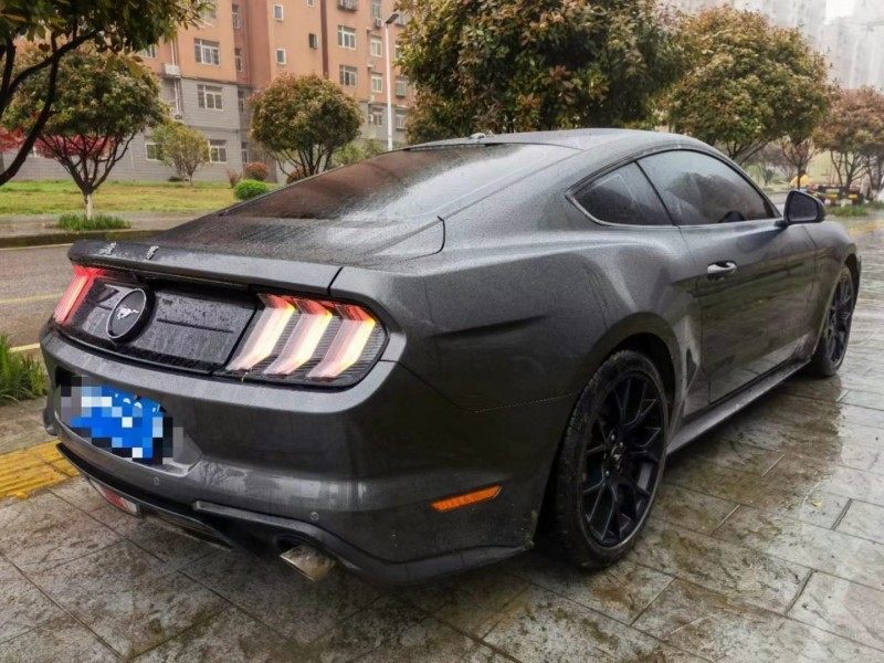 武汉19年福特野马7