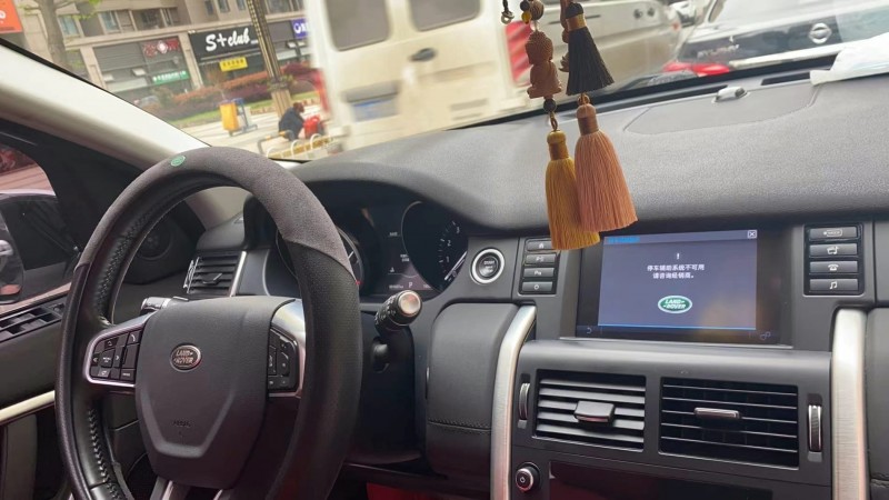 武汉18年路虎发现神行5