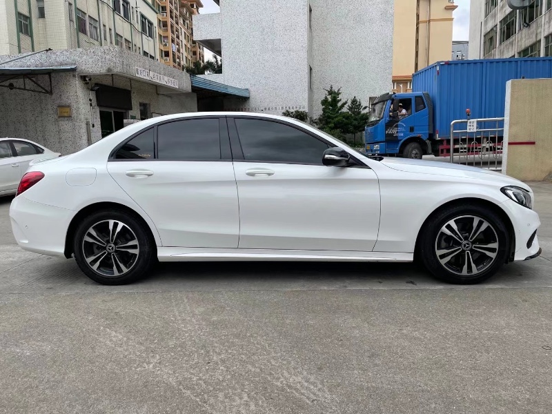 中山18年奔驰C2