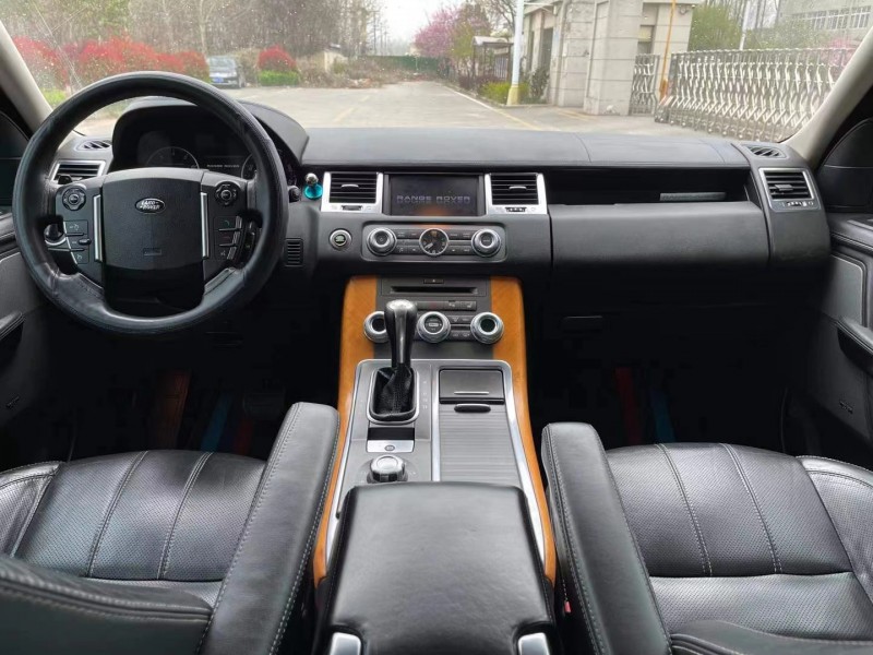 枣庄12年路虎揽胜运动4