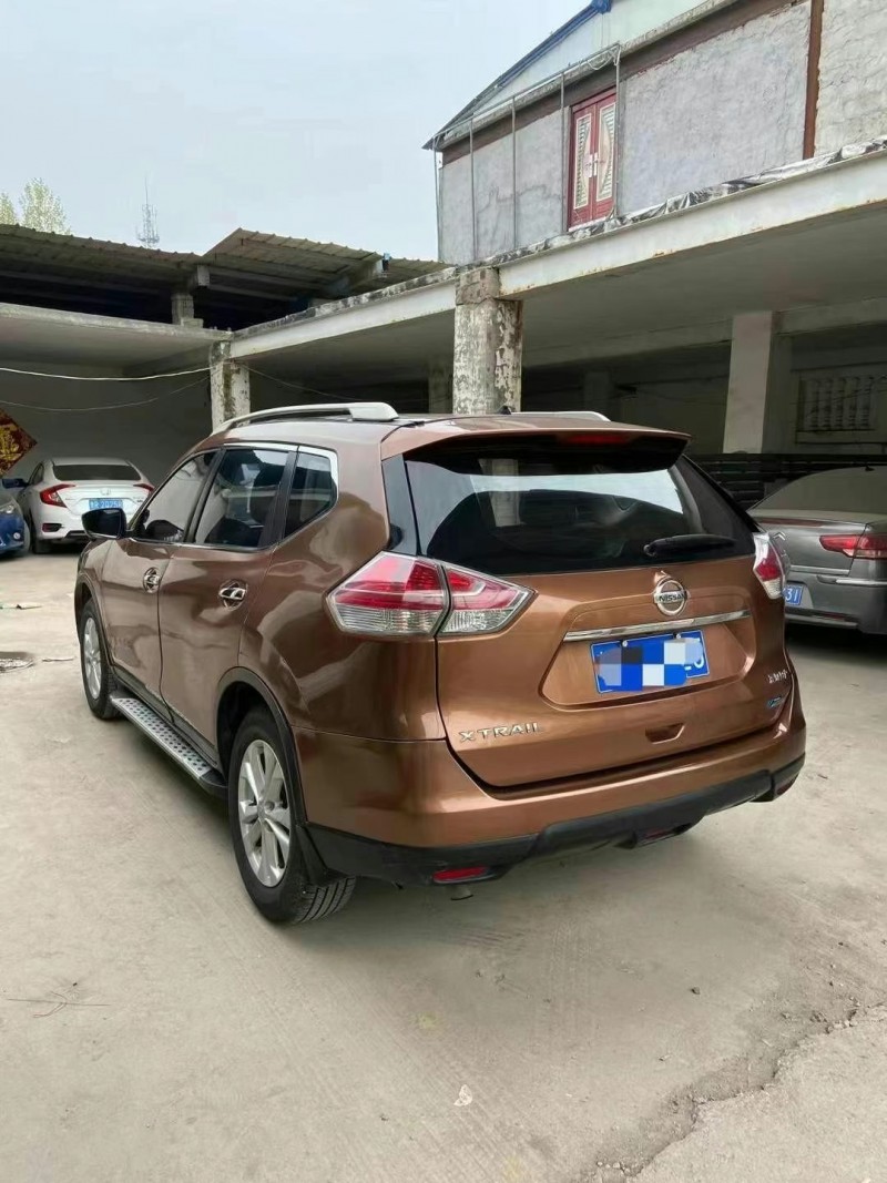 濟南15年日產奇駿7