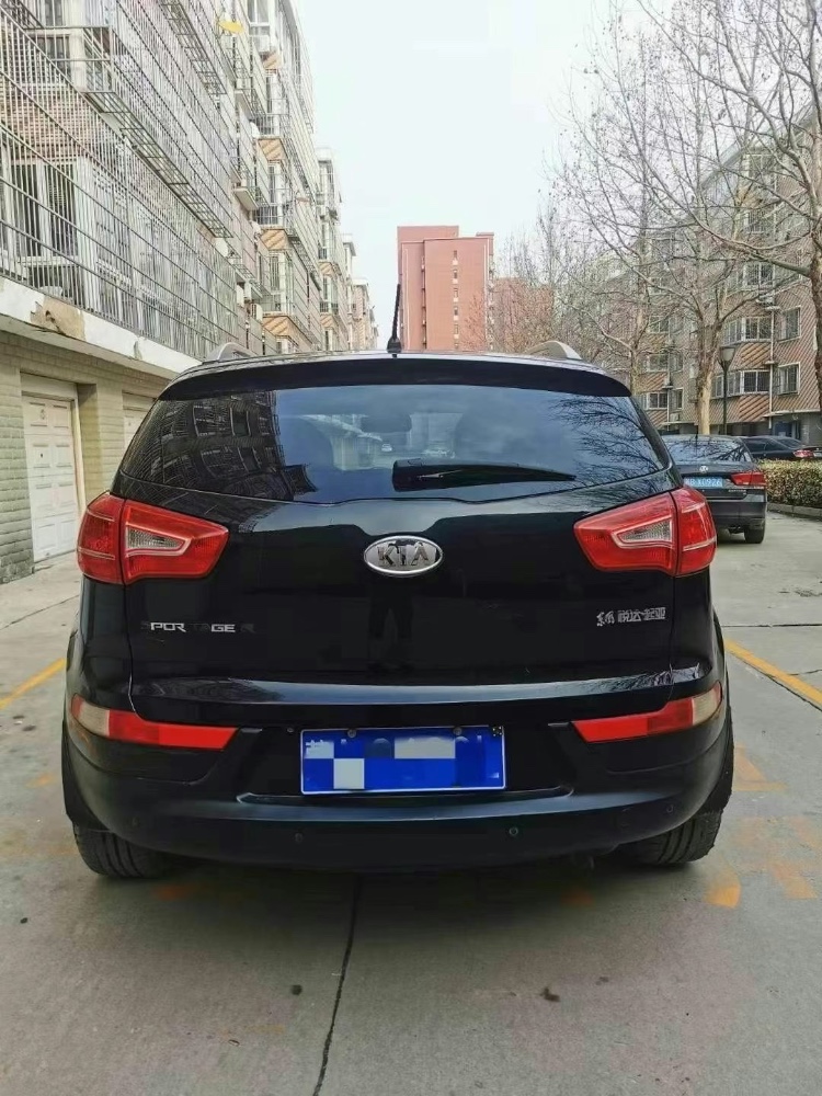 邯鄲11年起亞智跑8