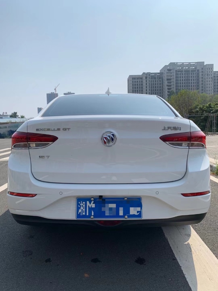 广州20年别克英朗4