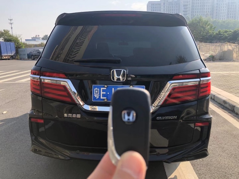 广州18年本田艾力绅3