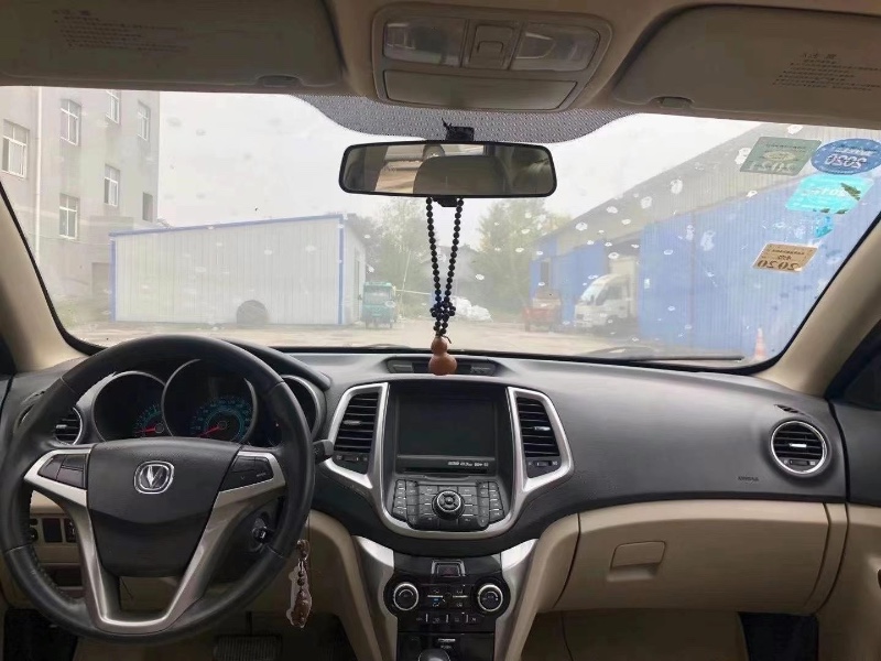 宜昌14年長安汽車逸動1