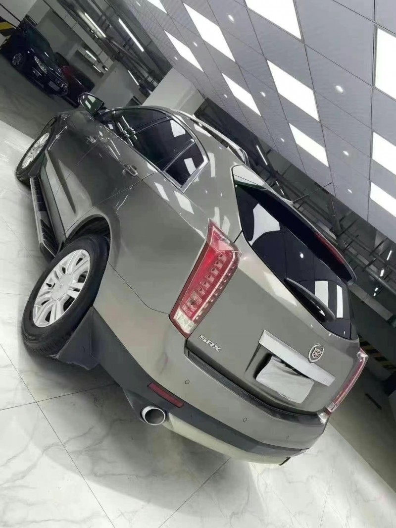 成都12年凯迪拉克SRX5