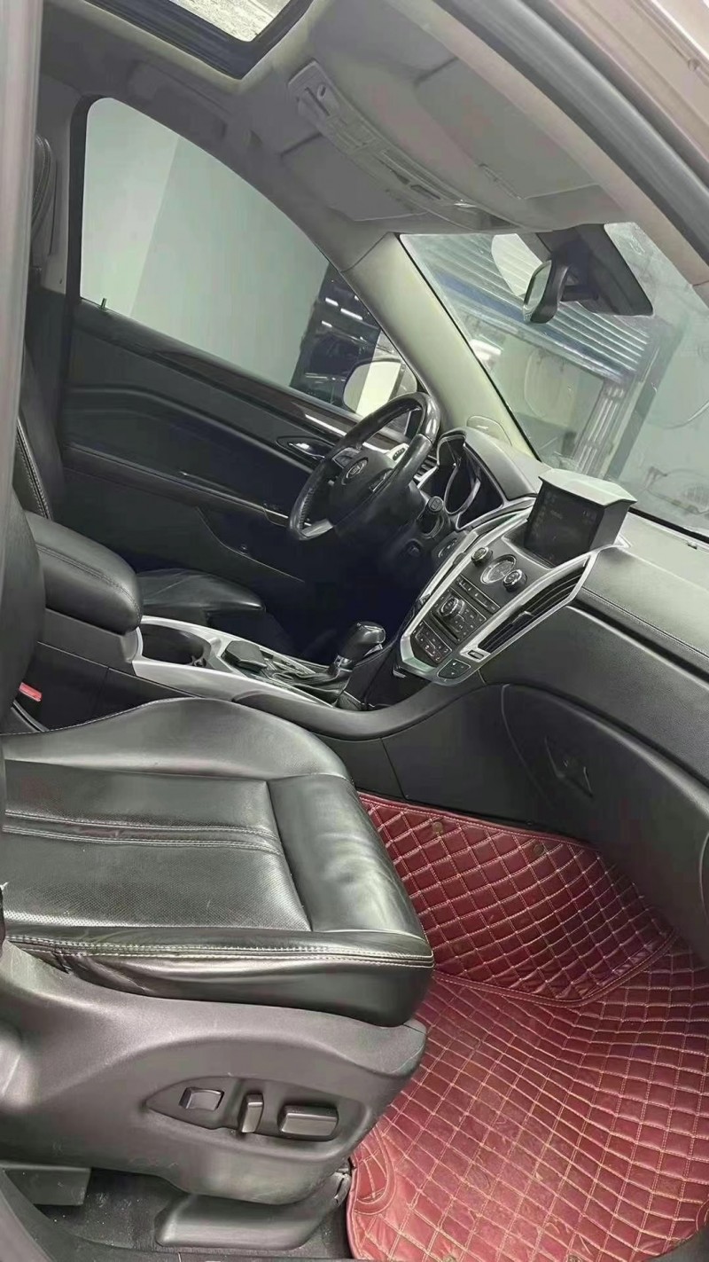 成都12年凯迪拉克SRX7