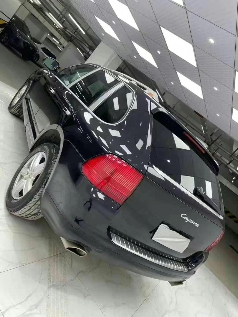 成都07年保时捷卡宴5