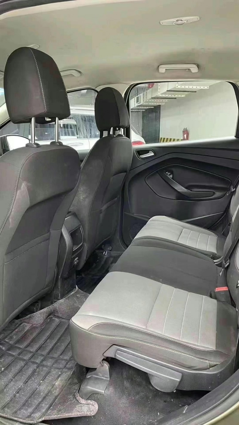 成都14年福特翼虎6