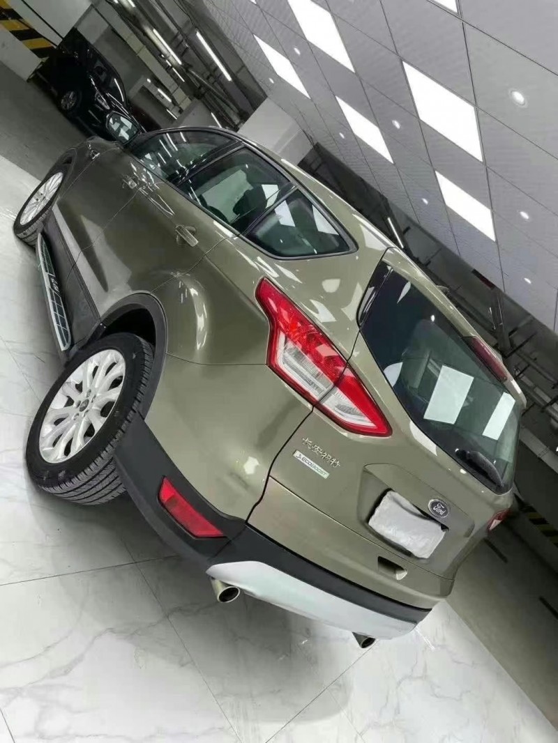 成都14年福特翼虎8