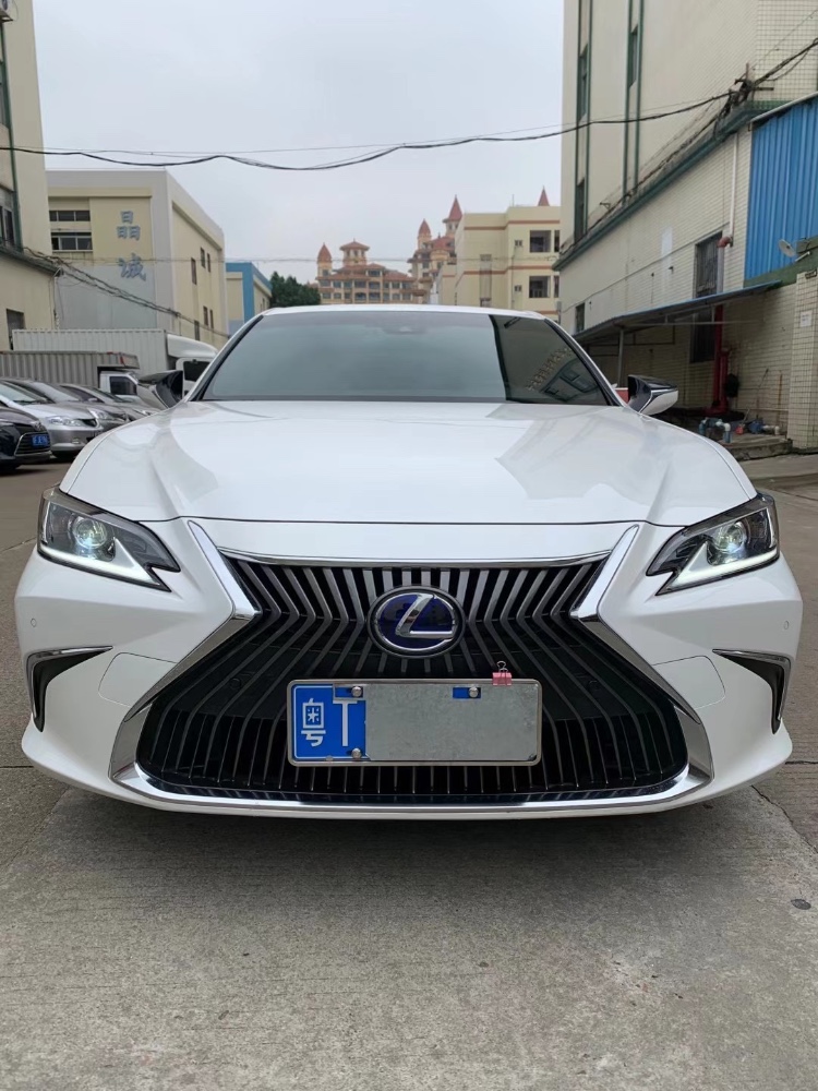 中山20年雷克萨斯ES1