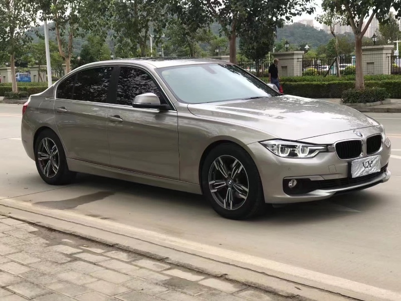 中山17年宝马3系2