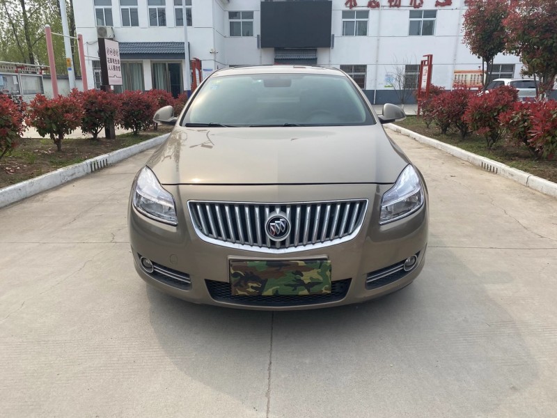 徐州12年别克君威1