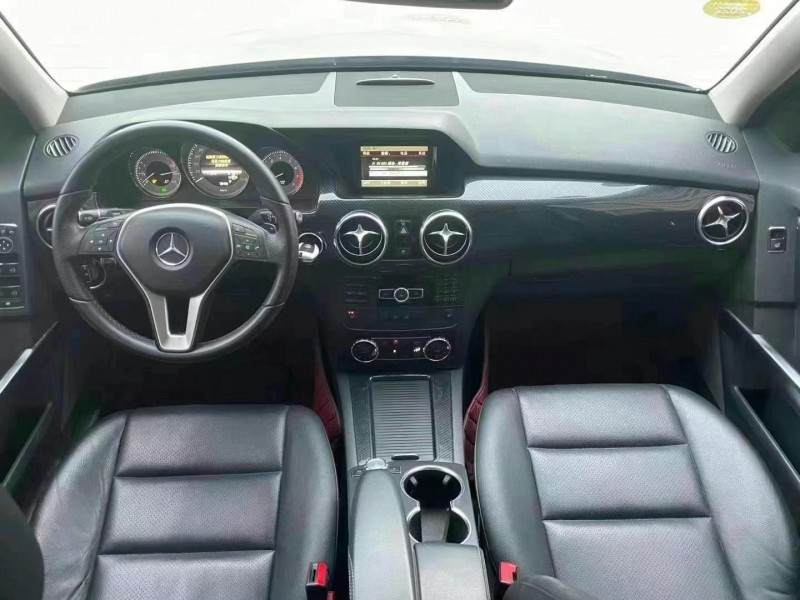 保定12年奔驰GLK6