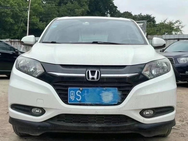 中山16年本田缤智9