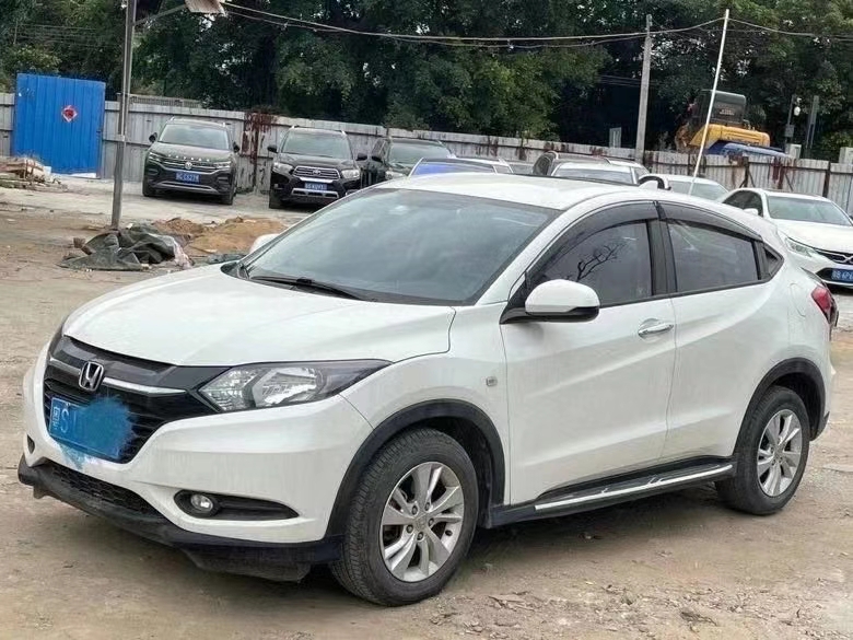 中山16年本田缤智7