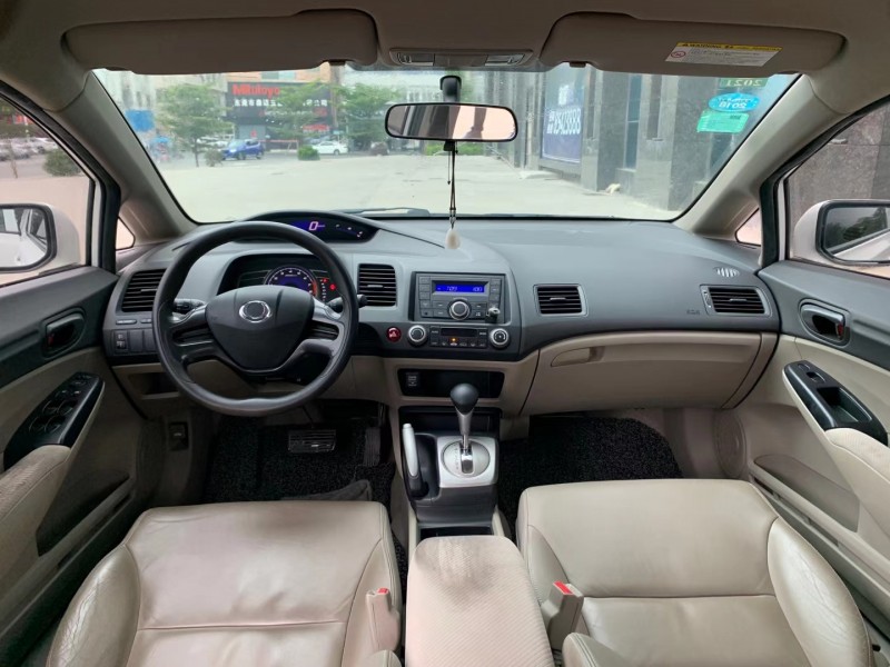 东莞15年本田思铭8